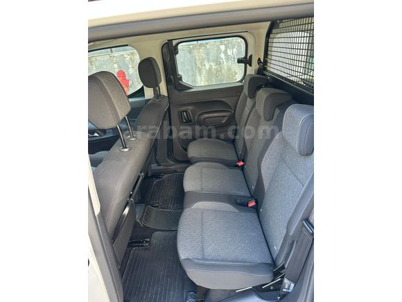 Sahibinden Opel Combo 1.5 CDTI Essential 2025 Model  22.000 km Beyaz