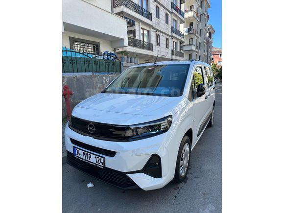Sahibinden Opel Combo 1.5 CDTI Essential 2025 Model  22.000 km Beyaz