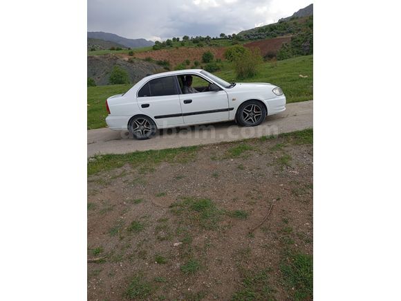 Sahibinden Hyundai Accent 1.5 CRDi Admire 2005 Model