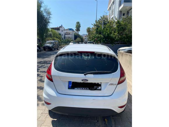 Sahibinden Ford Fiesta 1.4 TDCi Trend 2012 Model 