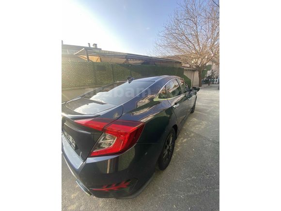 Sahibinden Honda Civic 1.6i VTEC Eco Elegance 2021 Model 