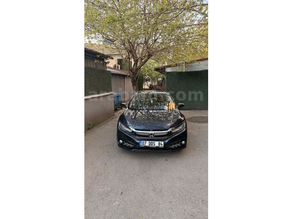 Sahibinden Honda Civic 1.6i VTEC Eco Elegance 2021 Model 