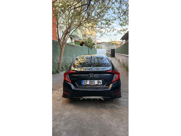 Sahibinden Honda Civic 1.6i VTEC Eco Elegance 2021 Model 