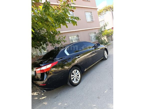 Sahibinden Renault Latitude 1.5 dCi Executive 2011 Model