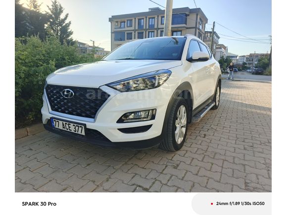 Sahibinden Hyundai Tucson 1.6 CRDi Style 2018 Model  90.000 km Beyaz