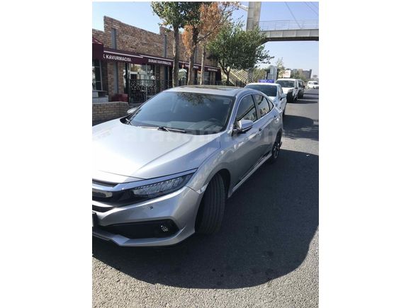 Sahibinden Honda Civic 1.6i VTEC Elegance 2020 Model 