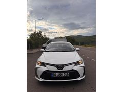 Sahibinden Toyota Corolla 1.5 Dream 2022 Model  71.000 km Beyaz