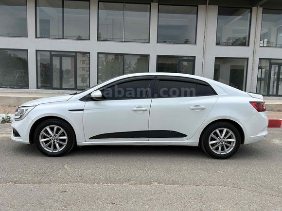 Sahibinden Renault Megane 1.6 Joy  lpgli 2018 Model  ağır hasar kayıtlı