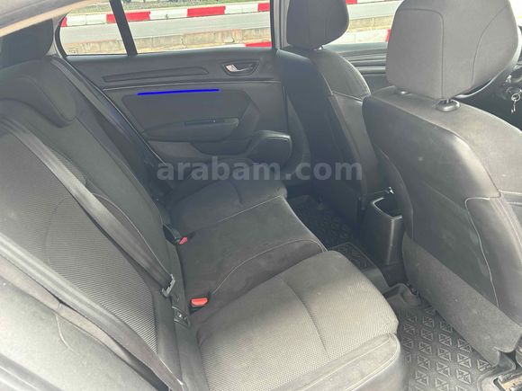 Sahibinden Renault Megane 1.6 Joy  lpgli 2018 Model  ağır hasar kayıtlı