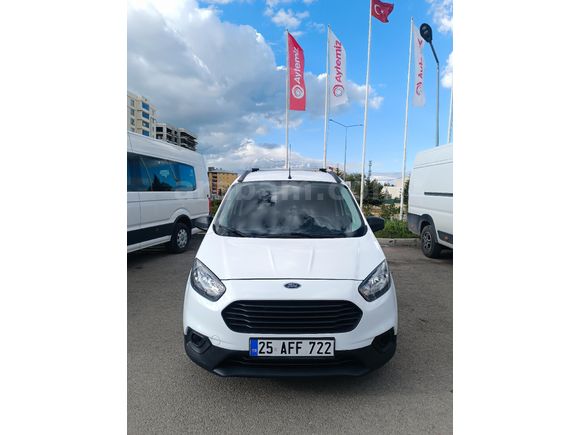 Sahibinden Ford Transit Courier 1.5 TDCi Trend 2023 Model