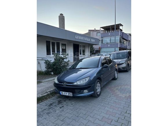 Sahibinden Peugeot 206 1.4 Comfort 2010 Model 