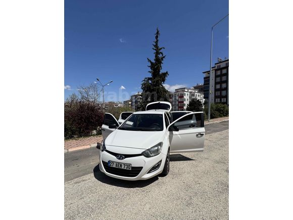 Sahibinden Hyundai i20 1.4 CRDi Jump 2013 Model 