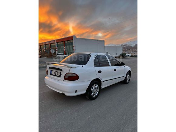 Sahibinden Hyundai Accent 1.3 LS 1998 Model 