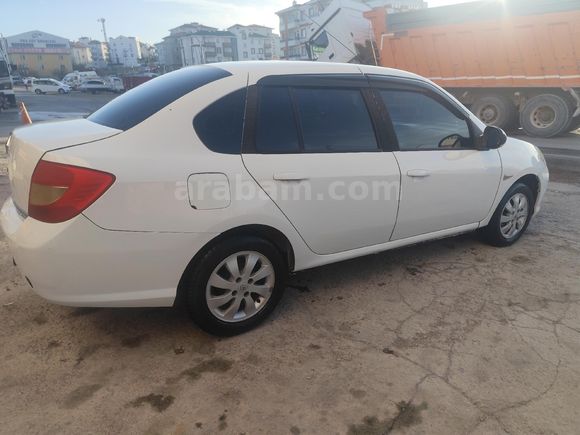 Sahibinden Renault Symbol 1.5 dCi Expression 2010 Model  340.000 km Beyaz