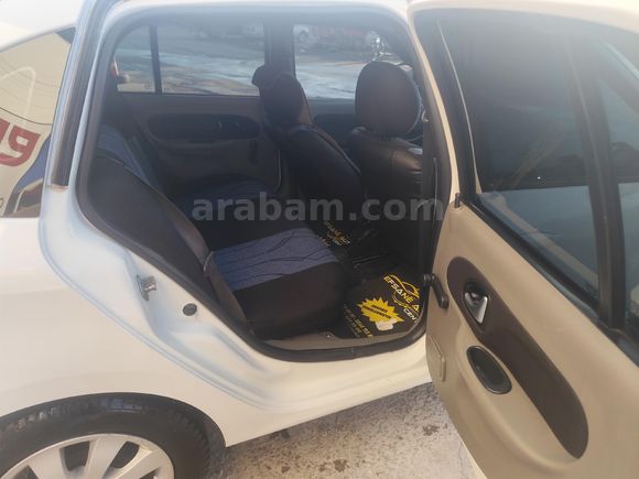 Sahibinden Renault Symbol 1.5 dCi Expression 2010 Model  340.000 km Beyaz