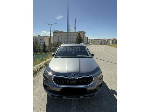 Sahibinden Skoda Kamiq 1.0 TSI Premium 2025 Model 