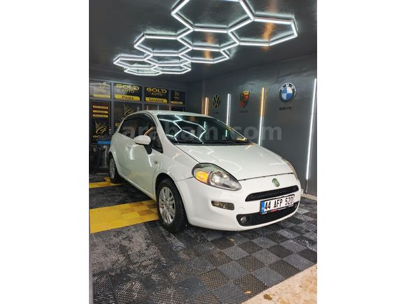 Sahibinden Fiat Punto Grande 1.3 Multijet 2012 Model  250.000 km Beyaz