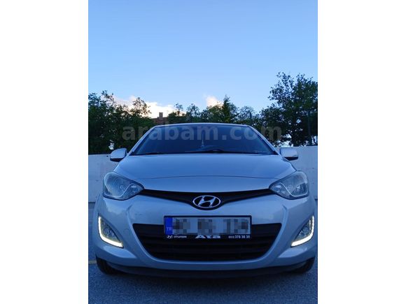 memurdan Hyundai i20 1.2 D-CVVT Sense 2014 Model