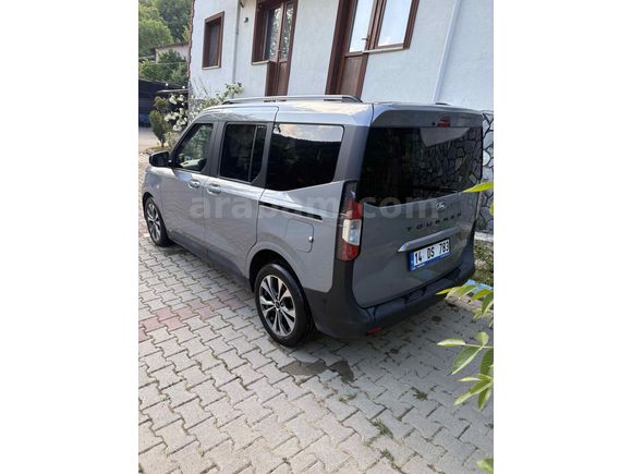 Sahibinden Ford Tourneo Courier 1.5 EcoBlue Titanium 2025 Model 