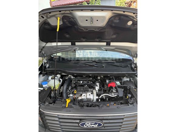 Sahibinden Ford Tourneo Courier 1.5 EcoBlue Titanium 2025 Model 
