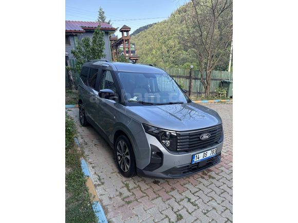 Sahibinden Ford Tourneo Courier 1.5 EcoBlue Titanium 2025 Model 