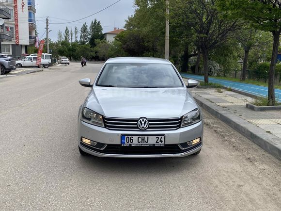 2012  Boyasız - Değişensiz - 154.000 Km - Passat 1.6 Tdi Confort