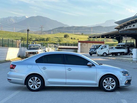 Sahibinden Volkswagen Jetta 1.4 TSi BlueMotion Comfortline 2016 Model  230.000 km Gri