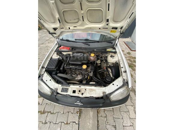Sahibinden Opel Corsa 1.4 Swing 1997 Model 