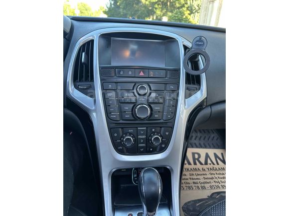 Sahibinden Sunrooflu Opel Astra 1.4 T Cosmo 2013 Model 