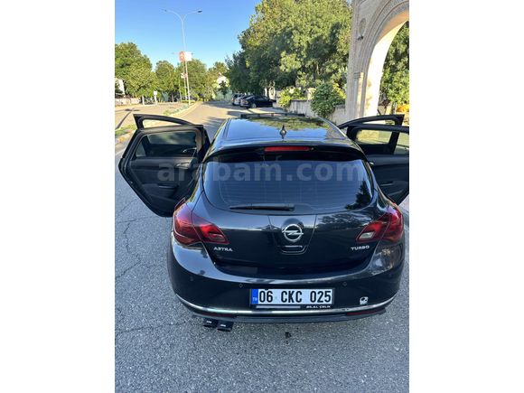 Sahibinden Sunrooflu Opel Astra 1.4 T Cosmo 2013 Model 