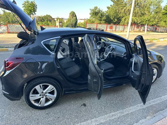 Sahibinden Sunrooflu Opel Astra 1.4 T Cosmo 2013 Model 