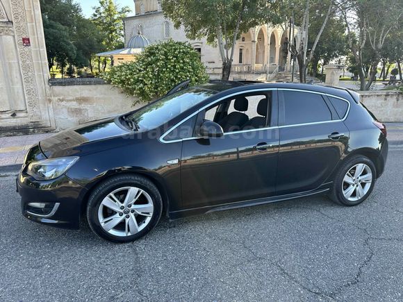 Sahibinden Sunrooflu Opel Astra 1.4 T Cosmo 2013 Model 