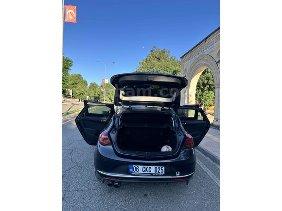 Sahibinden Sunrooflu Opel Astra 1.4 T Cosmo 2013 Model 