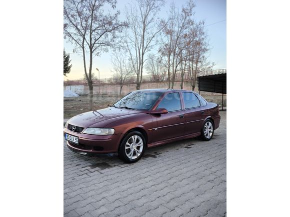 ACİL Sahibinden Opel Vectra 1.6 Comfort 2001 Model  370.000 km Bordo MUAYENE YENİ 2 YİL MUAYENE DERDİ YOK