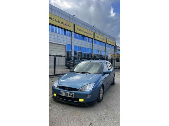 Sahibinden Ford Focus 1.6 Ghia 2000 Model 