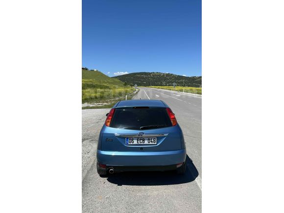 Sahibinden Ford Focus 1.6 Ghia 2000 Model 