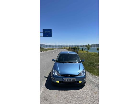 Sahibinden Ford Focus 1.6 Ghia 2000 Model 