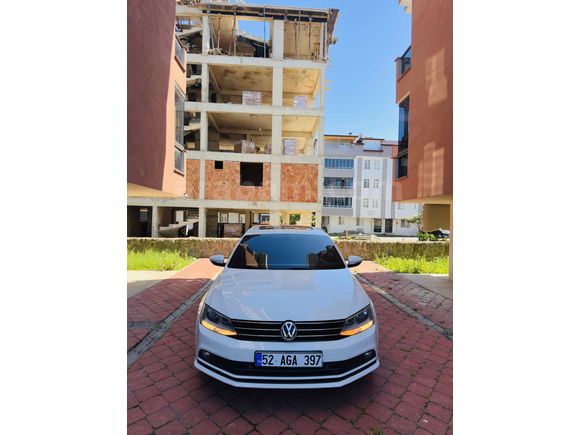 Sahibinden Volkswagen Jetta 1.4 TSi BlueMotion Comfortline 2015 Model  216.000 km Beyaz