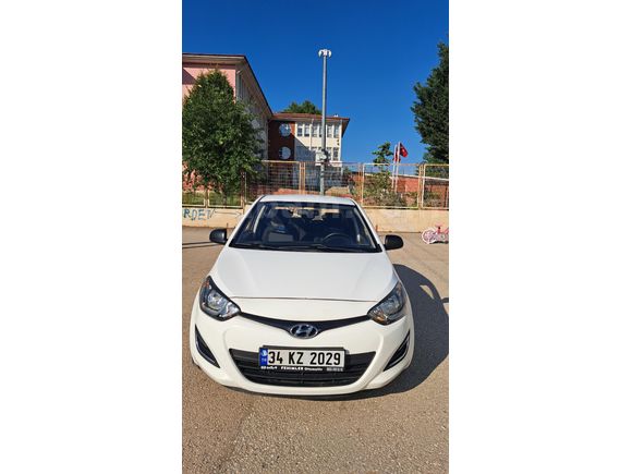 Sahibinden Hyundai i20 1.4 CRDi Jump 2014 Model  53.000 km Beyaz