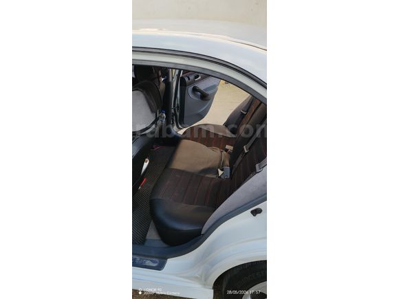 Sahibinden Honda Civic 1.6i VTEC ES 2001 Model  256800 km Beyaz