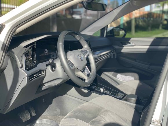 Sahibinden Volkswagen Golf 1.5 eTSI Style 2023 Model 
