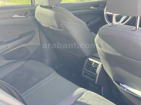 Sahibinden Volkswagen Golf 1.5 eTSI Style 2023 Model 