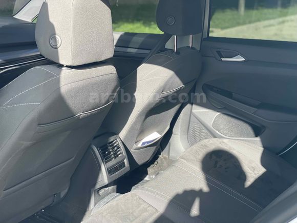 Sahibinden Volkswagen Golf 1.5 eTSI Style 2023 Model 