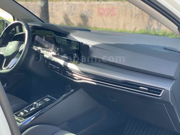Sahibinden Volkswagen Golf 1.5 eTSI Style 2023 Model 