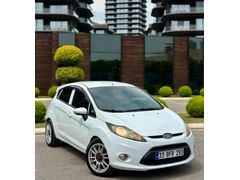 Sahibinden Ford Fiesta 1.4 TDCi Titanium X 2010 Model  270.000 km Beyaz