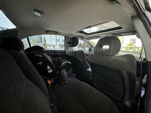 Sahibinden Honda Civic 1.6i VTEC Elegance 2011 Model 