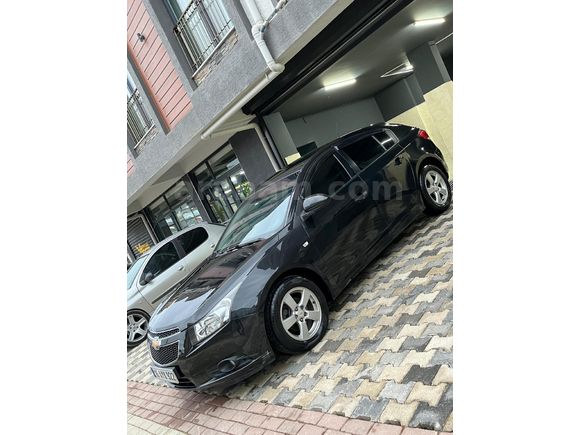 Galeriden Chevrolet Cruze 1.6 LT Plus 2011 Model Bursa