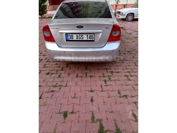Sahibinden Ford Focus 1.6 TDCi Trend 2011 Model Kayseri 218.000 km Gri