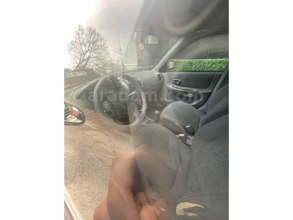 Sahibinden Hyundai Accent 1.5 1.5i GL 2000 Model  232.000 km Gri