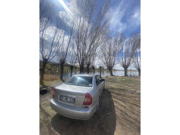 Sahibinden Hyundai Accent 1.5 1.5i GL 2000 Model  232.000 km Gri